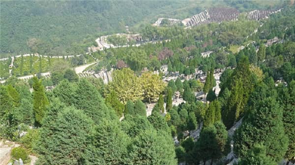 西安壽陽山墓園如何確保客戶在冬季祭掃期間的安全?