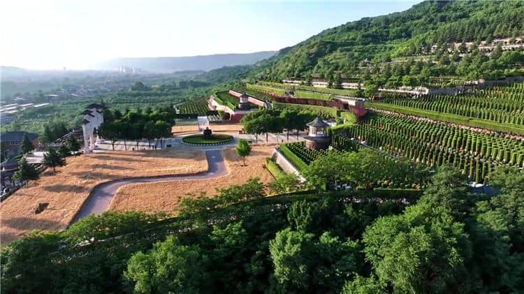 西安霸陵有兩個(gè)墓園，墓地購(gòu)買(mǎi)必看