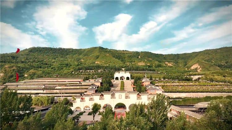 西安鳳棲山公墓霸陵墓園新區哪個好?優缺點分析