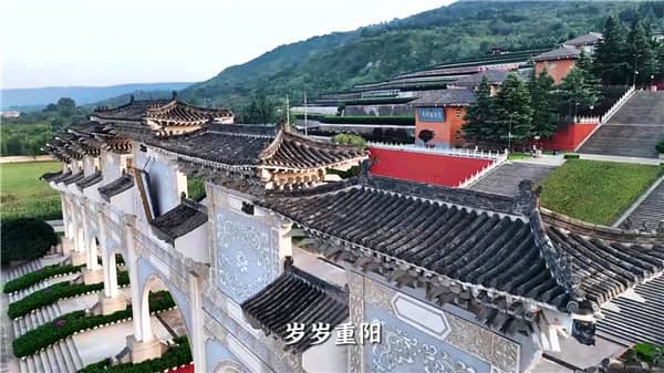 去霸陵墓園新區做232路到哪一站下車